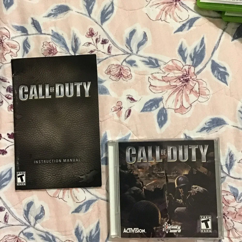 Call of Duty Game and Manual Set